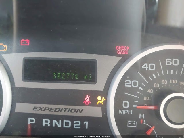 Продажа на аукционе авто 2005 Ford Expedition Eddie Bauer/king Ranch, vin: 1FMPU17505LB11059, номер лота: 45928348