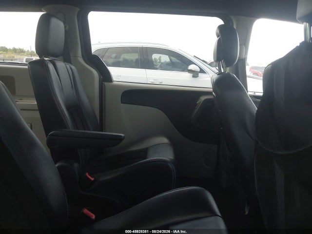 2017 Dodge Grand Caravan Sxt მანქანა იყიდება აუქციონზე, vin: 2C4RDGCG2HR572105, აუქციონის ნომერი: 45928381