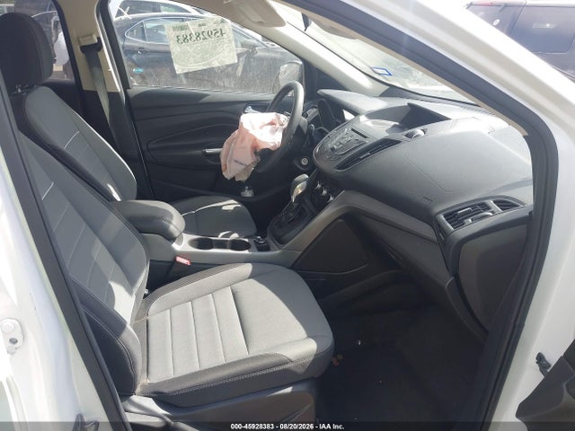 Продажа на аукционе авто 2015 Ford Escape Se, vin: 1FMCU0GX5FUC42459, номер лота: 45928383