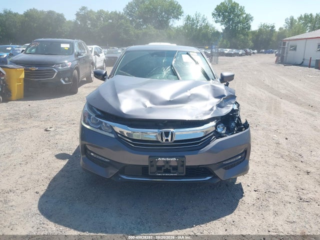 2017 Honda Accord Sport მანქანა იყიდება აუქციონზე, vin: 1HGCR2F69HA227060, აუქციონის ნომერი: 45928393