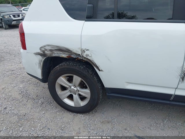 Auction sale of the 2015 Jeep Compass Sport, vin: 1C4NJDBB6FD437544, lot number: 45928405