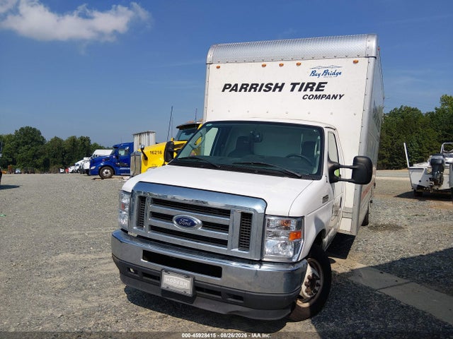 45928415 :رقم المزاد ، 1FDXE4FN4RDD33717 vin ، 2024 Ford E-450 Cutaway مزاد بيع