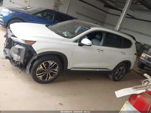 Продажа на аукционе авто 2019 Hyundai Santa Fe Ultimate 2.0t, vin: 5NMS5CAA5KH031539, номер лота: 45928418