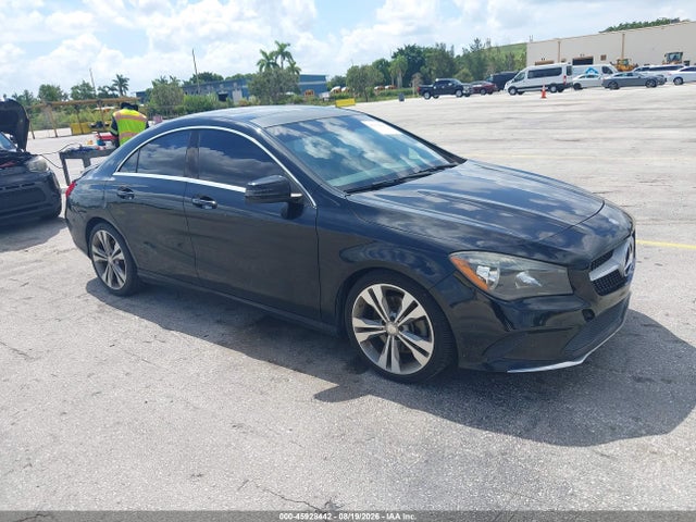 45928442 :رقم المزاد ، WDDSJ4EB2JN514465 vin ، 2018 Mercedes-benz Cla 250 مزاد بيع