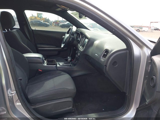 45928463 :رقم المزاد ، 2C3CDXHG5GH302017 vin ، 2016 Dodge Charger Sxt مزاد بيع