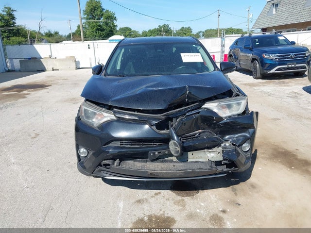45928499 :رقم المزاد ، 2T3RFREV0JW794476 vin ، 2018 Toyota Rav4 Xle مزاد بيع