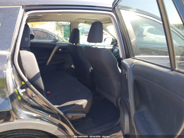 45928499 :رقم المزاد ، 2T3RFREV0JW794476 vin ، 2018 Toyota Rav4 Xle مزاد بيع