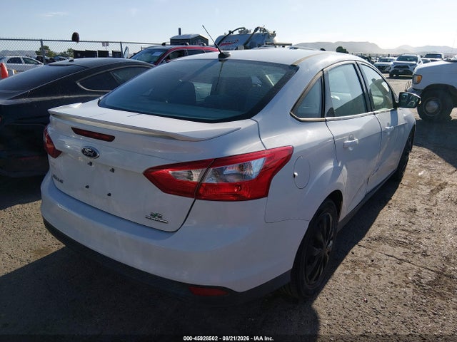 2014 Ford Focus Se მანქანა იყიდება აუქციონზე, vin: 1FADP3F22EL383345, აუქციონის ნომერი: 45928502