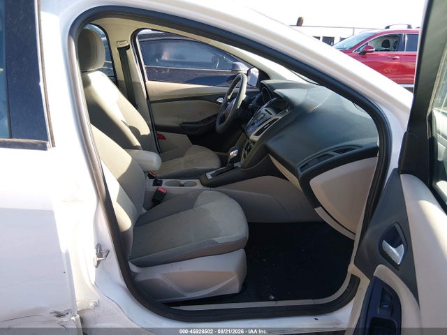 2014 Ford Focus Se მანქანა იყიდება აუქციონზე, vin: 1FADP3F22EL383345, აუქციონის ნომერი: 45928502
