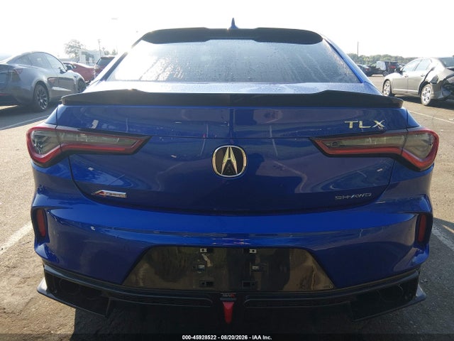 45928522 :رقم المزاد ، 19UUB6F55NA002685 vin ، 2022 Acura Tlx A-spec Package مزاد بيع