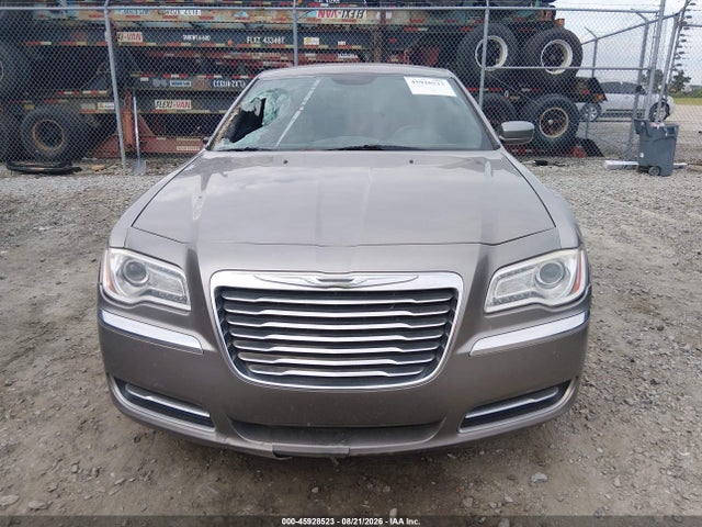45928523 :رقم المزاد ، 2C3CCAAG4EH288974 vin ، 2014 Chrysler 300 مزاد بيع