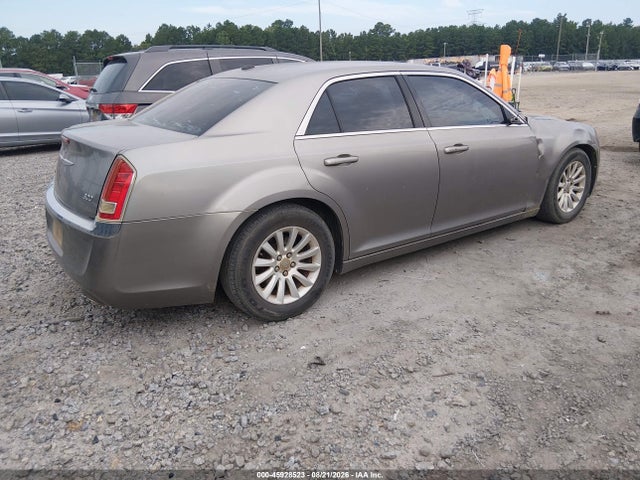 45928523 :رقم المزاد ، 2C3CCAAG4EH288974 vin ، 2014 Chrysler 300 مزاد بيع