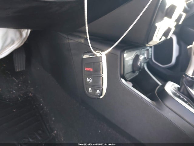 45928538 :رقم المزاد ، ZACCJBBB3JPH89793 vin ، 2018 Jeep Renegade Latitude 4x4 مزاد بيع