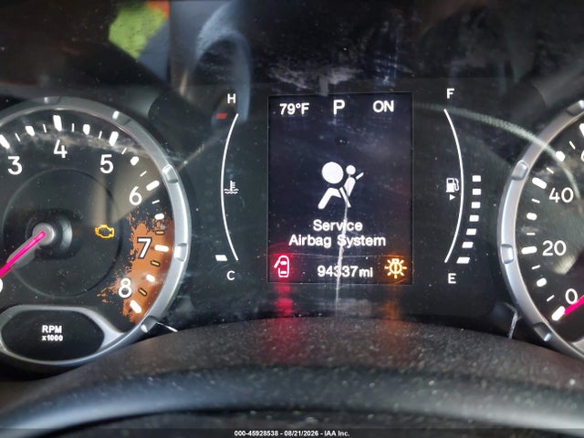 45928538 :رقم المزاد ، ZACCJBBB3JPH89793 vin ، 2018 Jeep Renegade Latitude 4x4 مزاد بيع