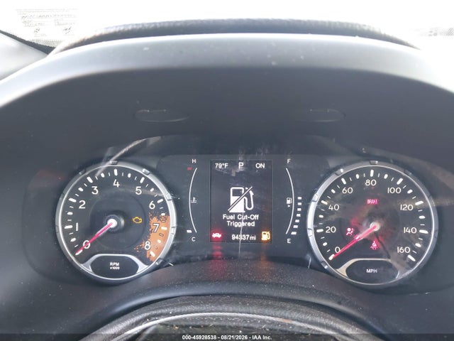 45928538 :رقم المزاد ، ZACCJBBB3JPH89793 vin ، 2018 Jeep Renegade Latitude 4x4 مزاد بيع
