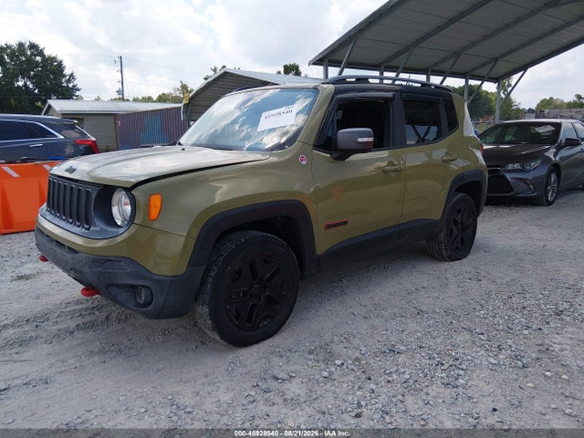 2015 Jeep Renegade Trailhawk მანქანა იყიდება აუქციონზე, vin: ZACCJBCT9FPB51062, აუქციონის ნომერი: 45928540