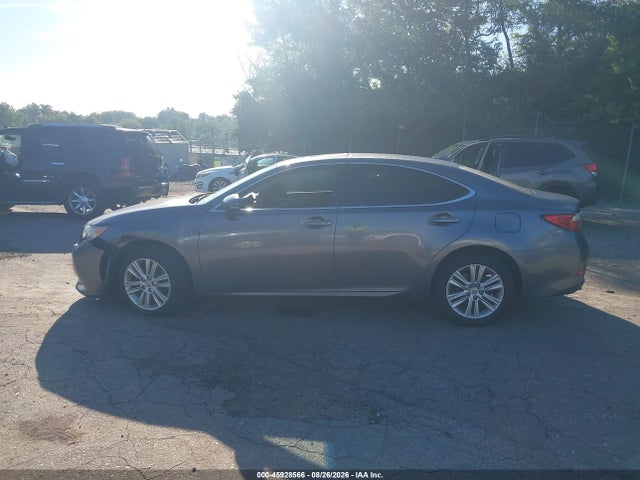 45928566 :رقم المزاد ، JTHBK1GG3D2046295 vin ، 2013 Lexus Es 350 مزاد بيع