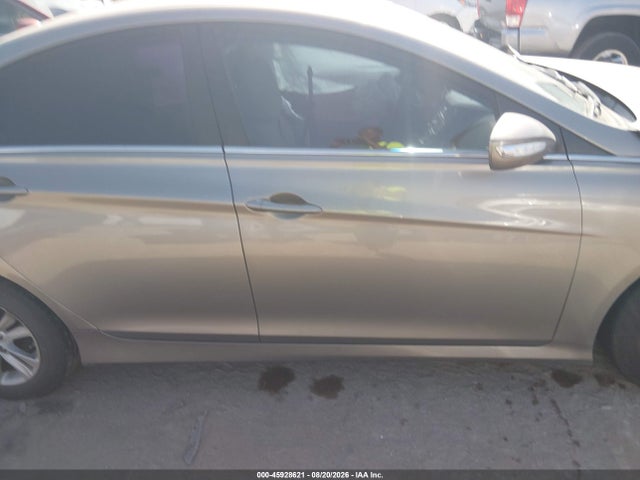 Продажа на аукционе авто 2014 Hyundai Sonata Gls, vin: 5NPEB4AC5EH914738, номер лота: 45928621