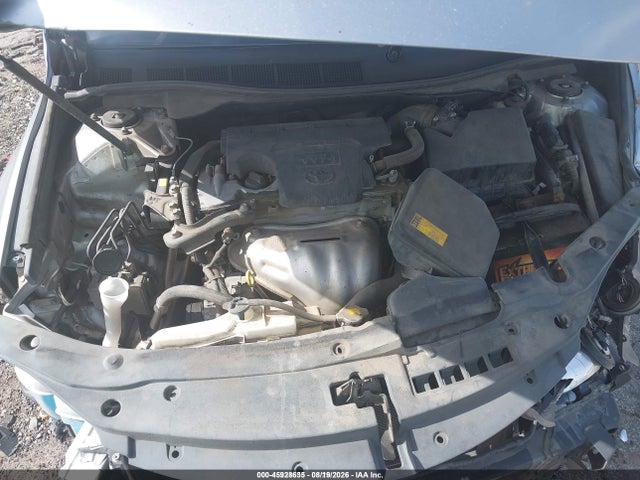 45928635 :رقم المزاد ، 4T1BF1FK5FU044658 vin ، 2015 Toyota Camry Se مزاد بيع