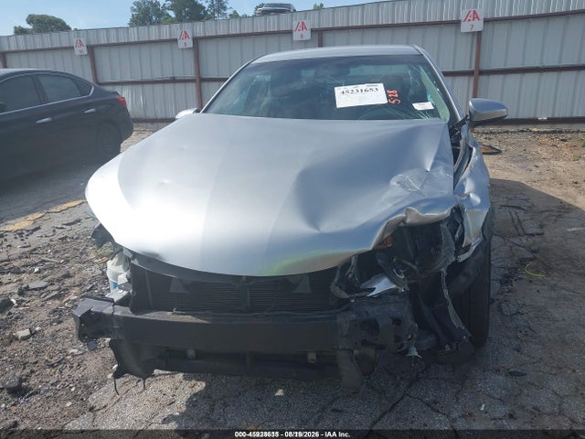 45928635 :رقم المزاد ، 4T1BF1FK5FU044658 vin ، 2015 Toyota Camry Se مزاد بيع
