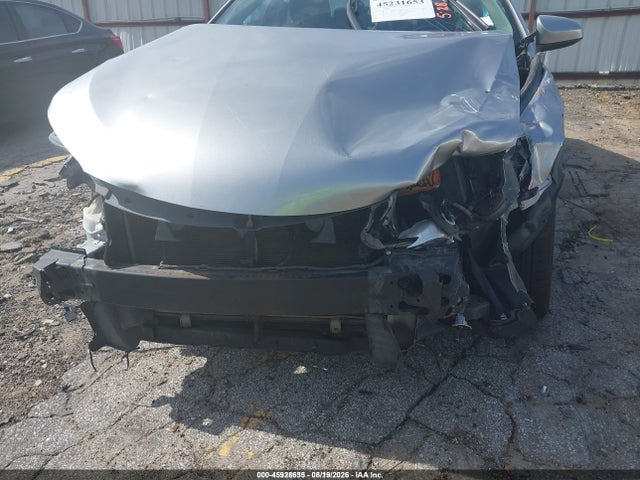 45928635 :رقم المزاد ، 4T1BF1FK5FU044658 vin ، 2015 Toyota Camry Se مزاد بيع