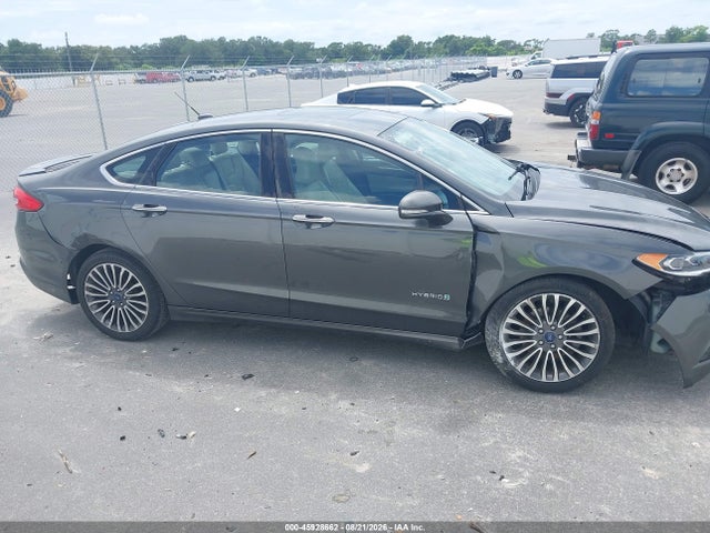 45928662 :رقم المزاد ، 3FA6P0RU8JR127811 vin ، 2018 Ford Fusion Hybrid Titanium مزاد بيع