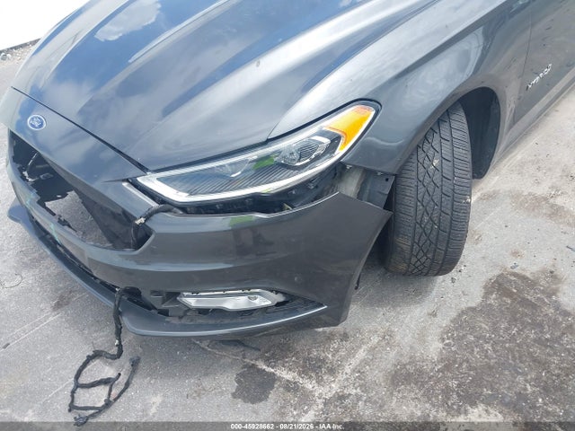 45928662 :رقم المزاد ، 3FA6P0RU8JR127811 vin ، 2018 Ford Fusion Hybrid Titanium مزاد بيع