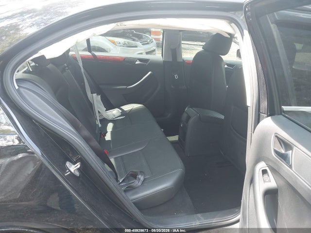 45928673 :رقم المزاد ، 3VWB67AJ0HM245183 vin ، 2017 Volkswagen Jetta 1.4t Se مزاد بيع