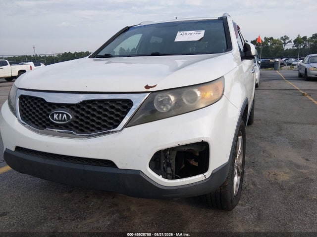 45928758 :رقم المزاد ، 5XYKUDA28DG370794 vin ، 2013 Kia Sorento Ex V6 مزاد بيع