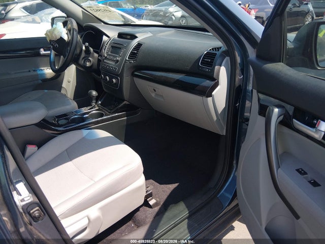 45928823 :رقم المزاد ، 5XYKT3A63EG429607 vin ، 2014 Kia Sorento Lx مزاد بيع