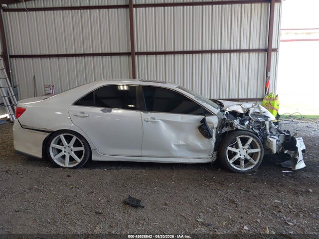 2014 Toyota Camry Se V6 მანქანა იყიდება აუქციონზე, vin: 4T1BK1FK6EU027605, აუქციონის ნომერი: 45928842