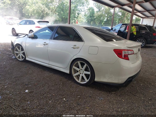 2014 Toyota Camry Se V6 მანქანა იყიდება აუქციონზე, vin: 4T1BK1FK6EU027605, აუქციონის ნომერი: 45928842