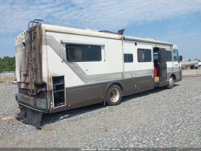 45928846 :رقم المزاد ، 46GED0417K1050897 vin ، 1989 Gillig Incomplete Motorhome Chss مزاد بيع