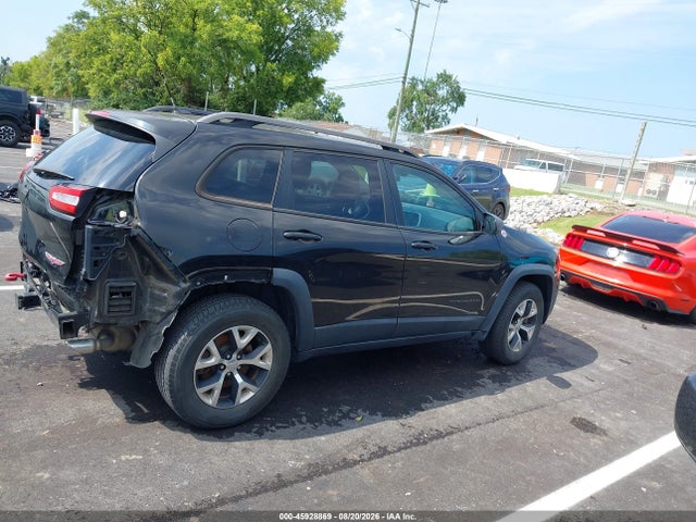 Продажа на аукционе авто 2015 Jeep Cherokee Trailhawk, vin: 1C4PJMBS5FW504308, номер лота: 45928869