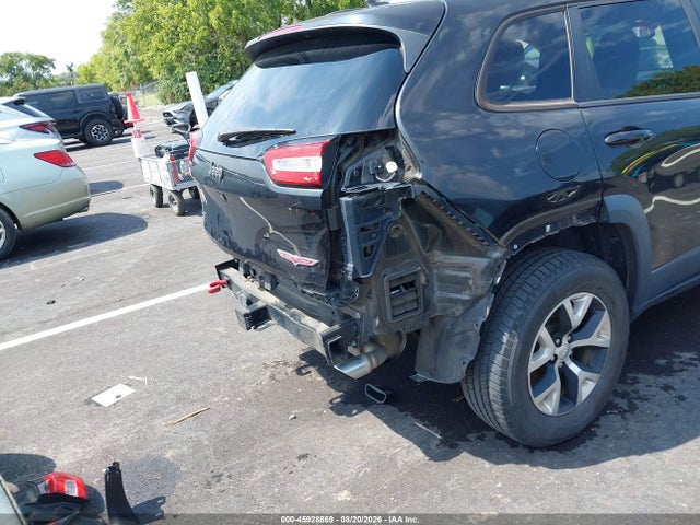 Продажа на аукционе авто 2015 Jeep Cherokee Trailhawk, vin: 1C4PJMBS5FW504308, номер лота: 45928869