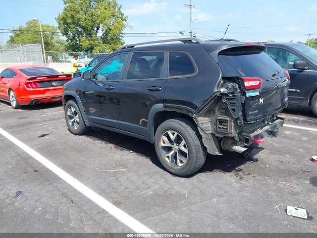 Продажа на аукционе авто 2015 Jeep Cherokee Trailhawk, vin: 1C4PJMBS5FW504308, номер лота: 45928869