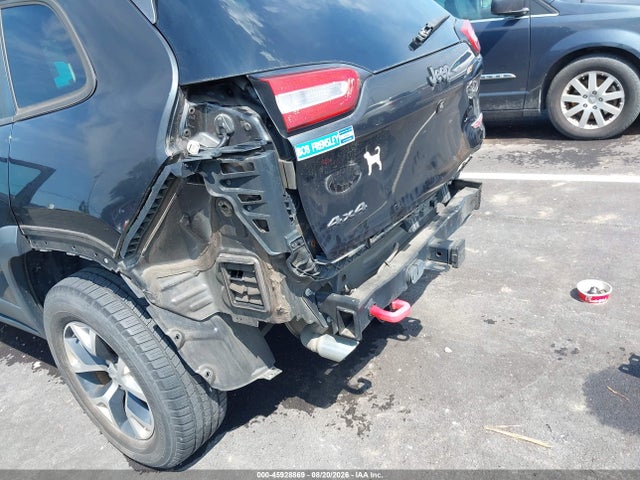 Продажа на аукционе авто 2015 Jeep Cherokee Trailhawk, vin: 1C4PJMBS5FW504308, номер лота: 45928869