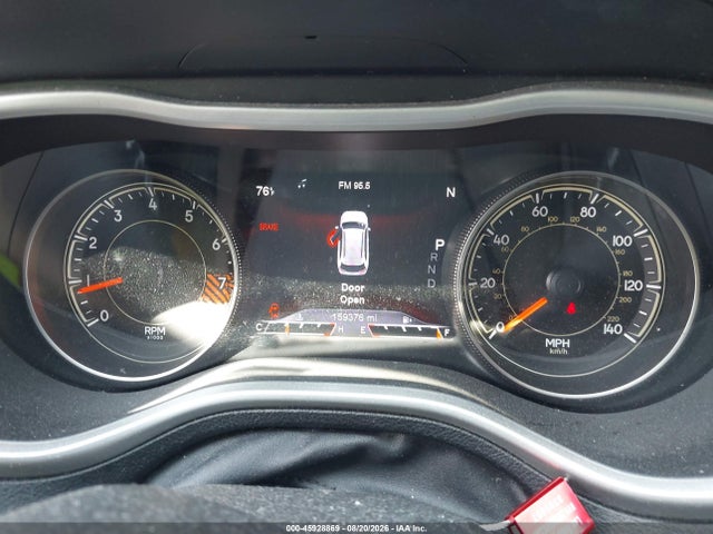 Продажа на аукционе авто 2015 Jeep Cherokee Trailhawk, vin: 1C4PJMBS5FW504308, номер лота: 45928869