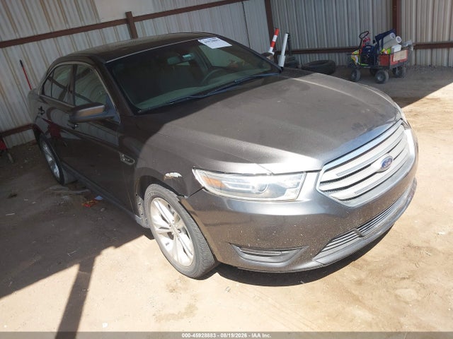 45928883 :رقم المزاد ، 1FAHP2E8XJG113932 vin ، 2018 Ford Taurus Sel مزاد بيع