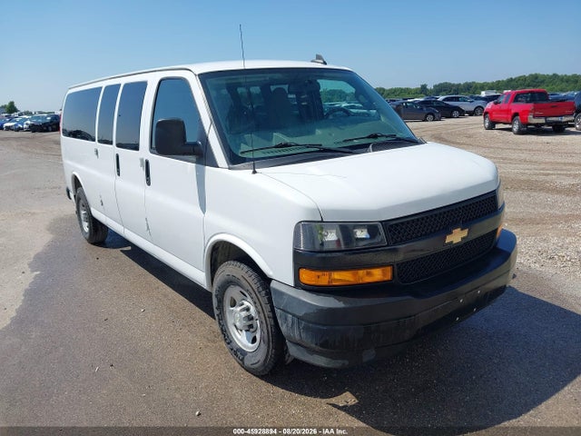 Продажа на аукционе авто 2021 Chevrolet Express Passenger Rwd 3500 Extended Wheelbase Ls, vin: 1GAZGNFP9M1153117, номер лота: 45928894