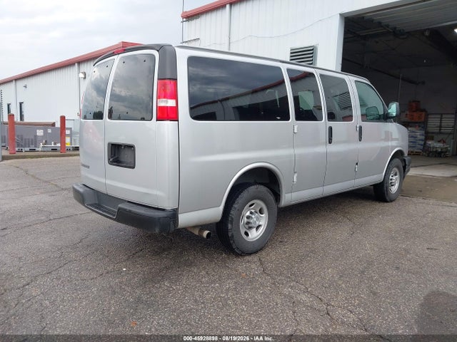 45928898 :رقم المزاد ، 1GAWGEFP7R1158116 vin ، 2024 Chevrolet Express Passenger Rwd 2500 Regular Wheelbase Ls مزاد بيع