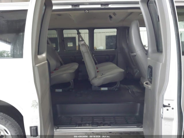 45928898 :رقم المزاد ، 1GAWGEFP7R1158116 vin ، 2024 Chevrolet Express Passenger Rwd 2500 Regular Wheelbase Ls مزاد بيع