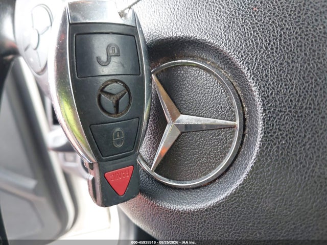 2012 Mercedes-benz Glk 350 მანქანა იყიდება აუქციონზე, vin: WDCGG5GB9CF872428, აუქციონის ნომერი: 45928919