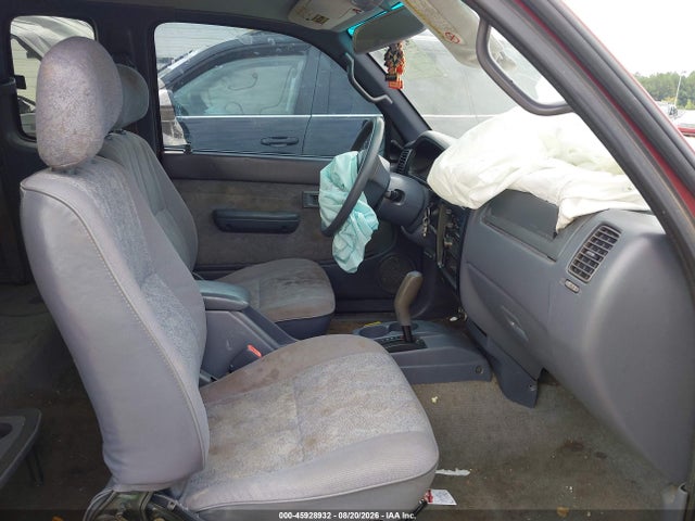 45928932 :رقم المزاد ، 5TESN92N7YZ697587 vin ، 2000 Toyota Tacoma Prerunner V6 مزاد بيع