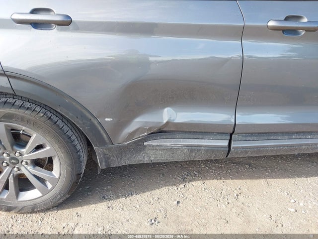 Продажа на аукционе авто 2022 Ford Explorer Xlt, vin: 1FMSK7DH6NGA72116, номер лота: 45928978