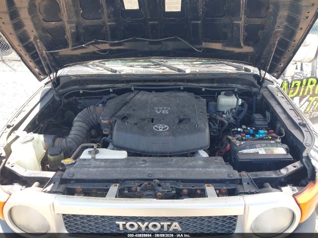 45928994 :رقم المزاد ، JTEBU11F170057688 vin ، 2007 Toyota Fj Cruiser مزاد بيع