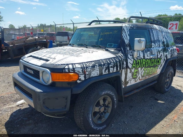 45928994 :رقم المزاد ، JTEBU11F170057688 vin ، 2007 Toyota Fj Cruiser مزاد بيع