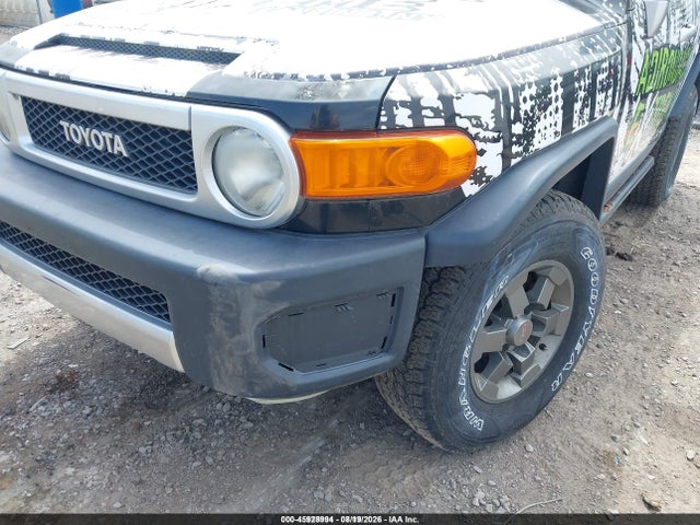 45928994 :رقم المزاد ، JTEBU11F170057688 vin ، 2007 Toyota Fj Cruiser مزاد بيع