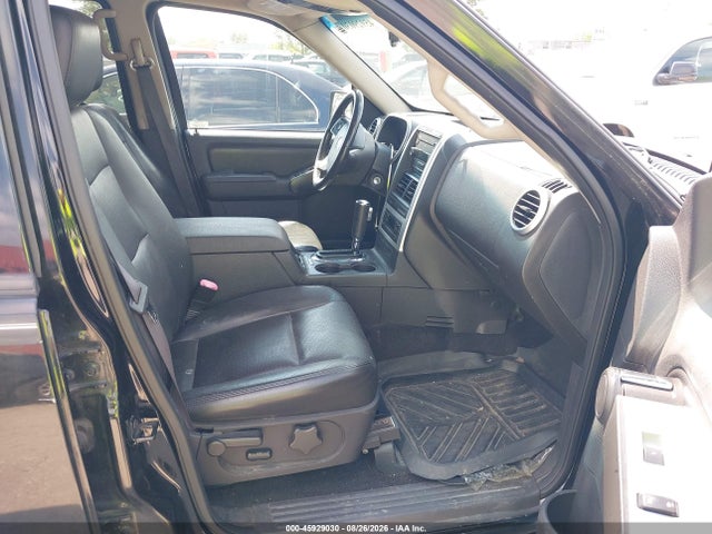 45929030 :رقم المزاد ، 4M2EU47E38UJ17752 vin ، 2008 Mercury Mountaineer مزاد بيع