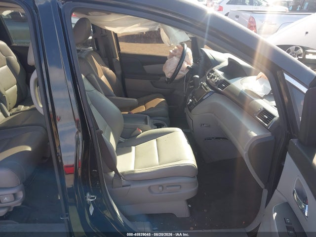 45929045 :رقم المزاد ، 5FNRL5H65GB167812 vin ، 2016 Honda Odyssey Ex-l مزاد بيع